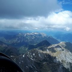 Flugwegposition um 12:20:53: Aufgenommen in der Nähe von Gemeinde Eben am Achensee, Österreich in 2953 Meter